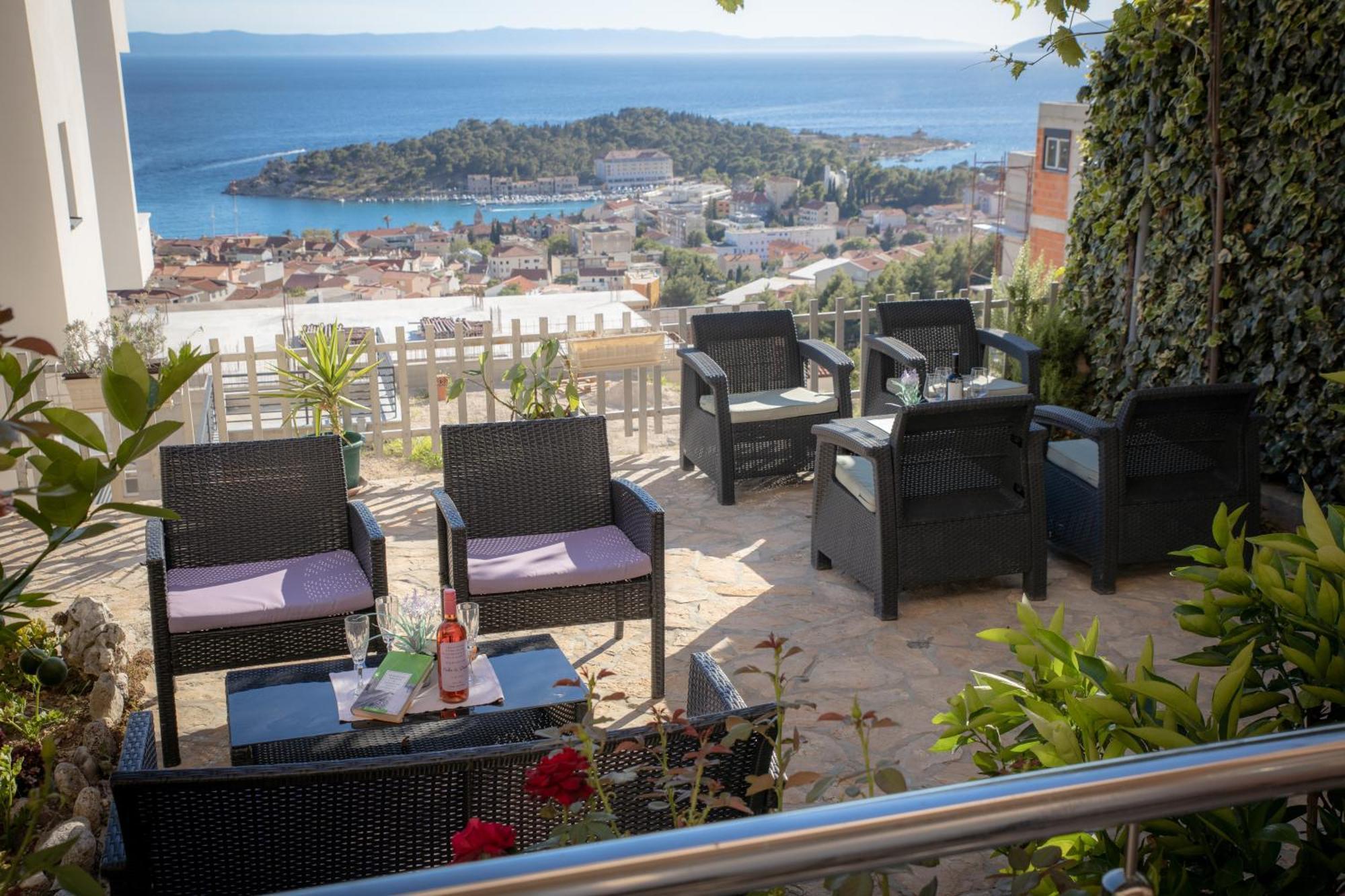 Apartments Rasic Makarska Eksteriør billede